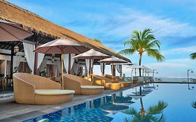 Lembongan Beach Club & Resort